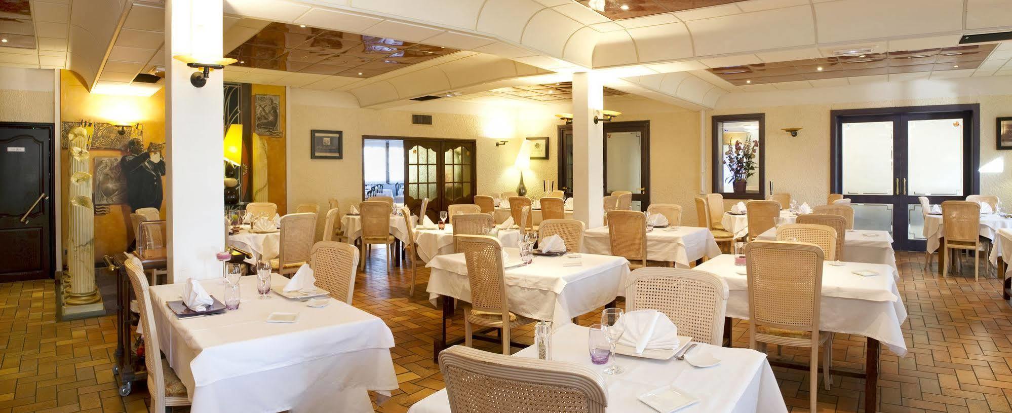 Hotel Les Peyrieres Olemps Eksteriør bilde